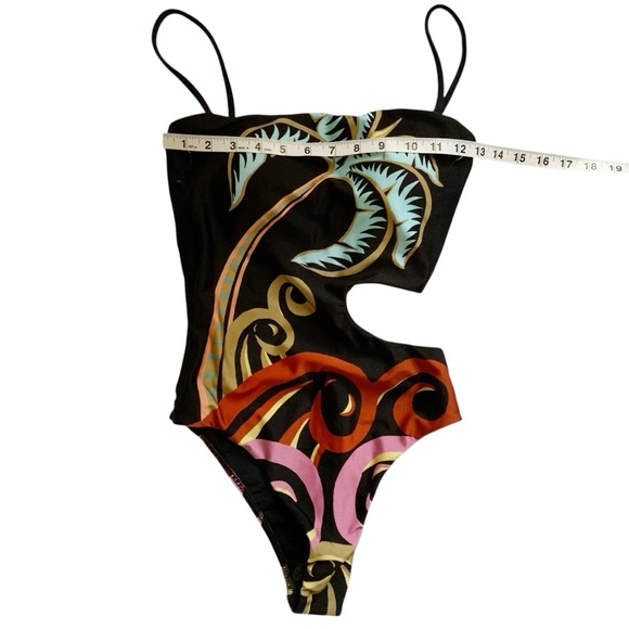 FARM RIO Swimsuit! - Picture 4 of 8